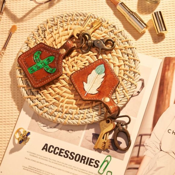 SUCCULENT KEYCHAIN - Picture 3 of 3